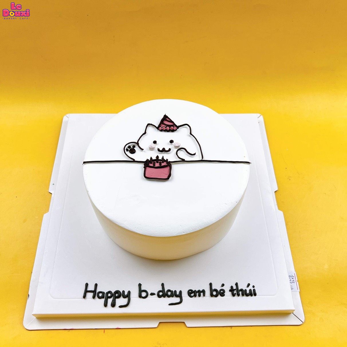 Bánh Sinh Nhật Vẽ Hình Mèo Dễ Thương – Ledouxi
